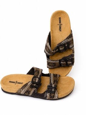 MINNETONKA Women’s Black Southwest Tribal Print Double Strap Buckle Sandals 9